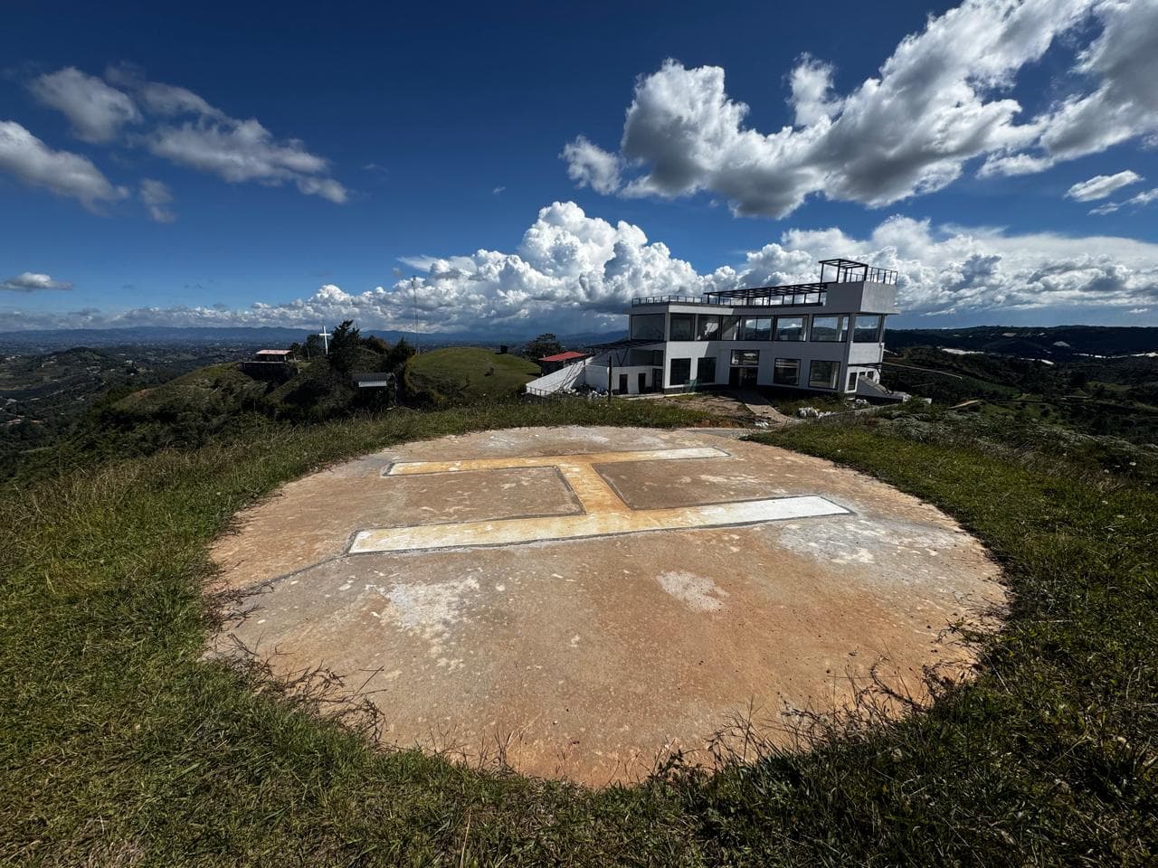 Rooftop (bar mirador) con vista panorámica